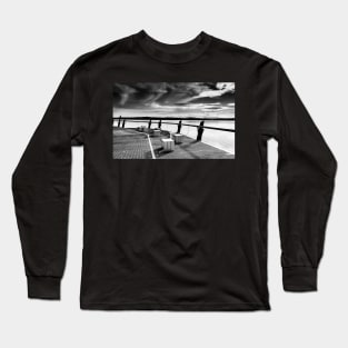 Observation Deck on the Watagan Cycle Track Long Sleeve T-Shirt